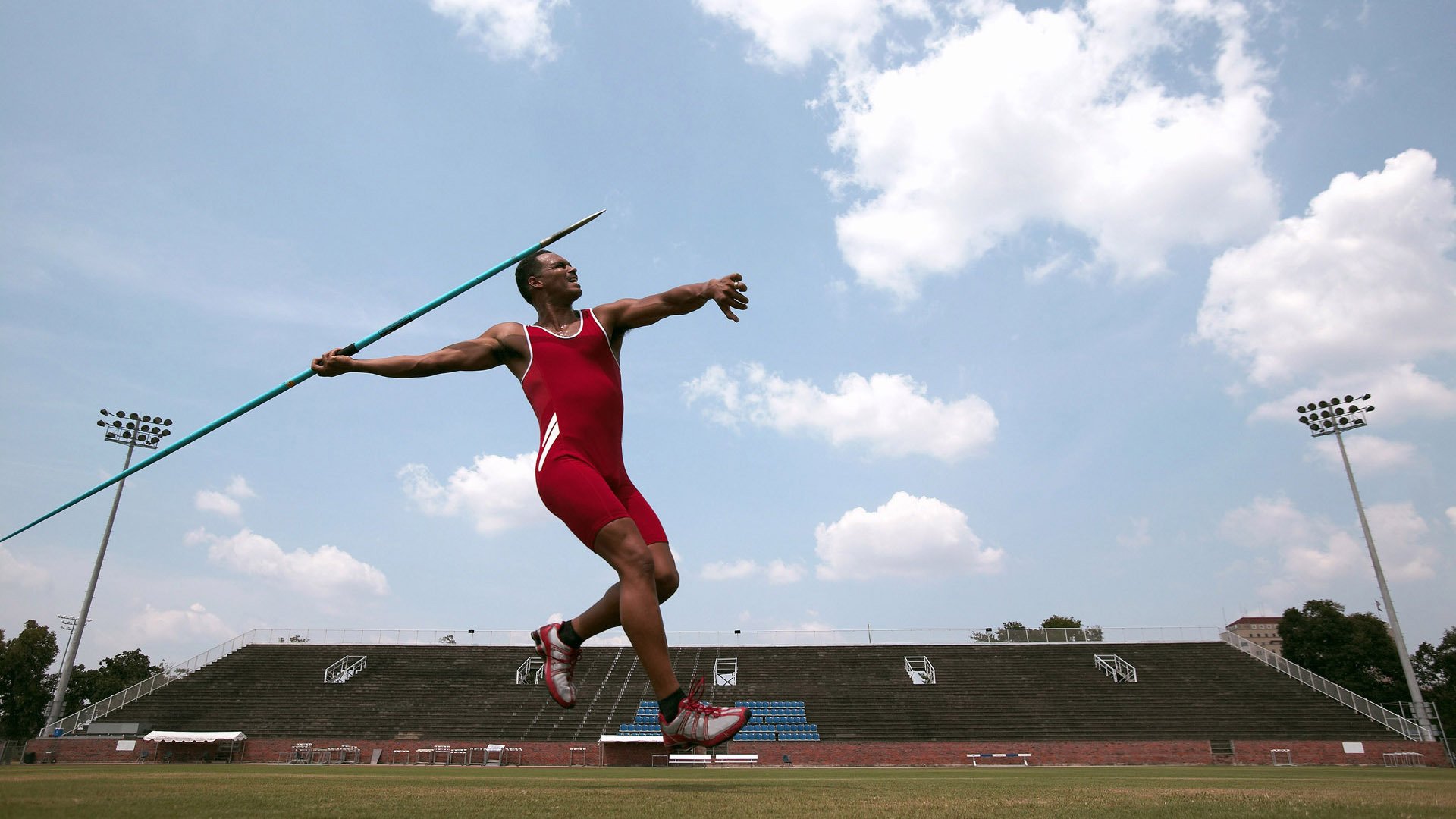 国家队赛事运营缺乏市场化思维支持